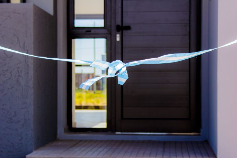 Emuvi hizo entrega de la Casa N° 300