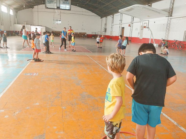 Comenzaron todas las actividades de verano en el Polideportivo Municipal