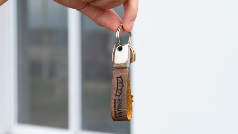 Se entregaron 9 viviendas de EMUVI en Monte Cristo