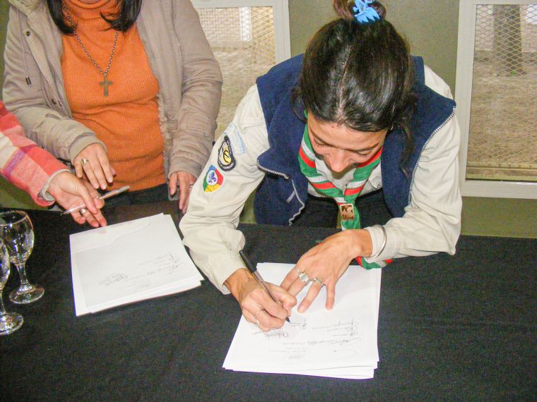Firma de convenio para la coordinación local de educación