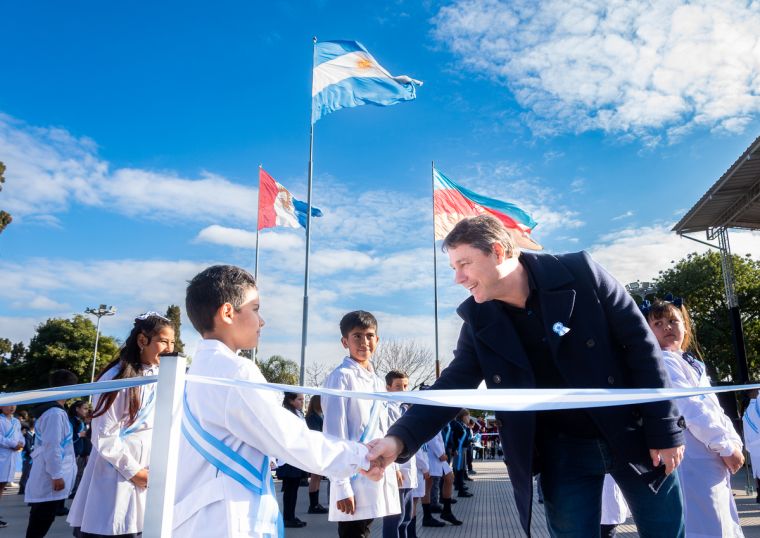 Monte Cristo celebró el Día de la Bandera