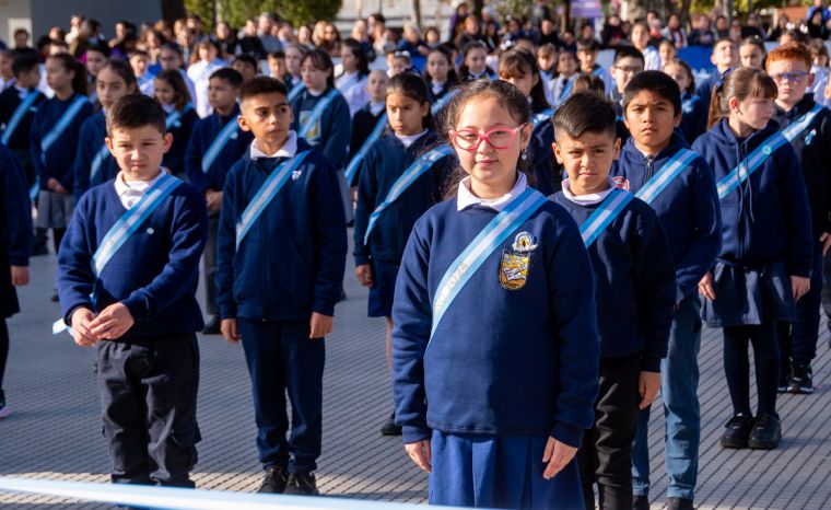 Monte Cristo celebró el Día de la Bandera
