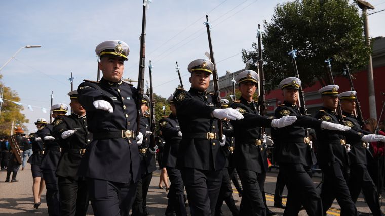 Emocionante 28º Desfile Cívico-Militar en Monte Cristo