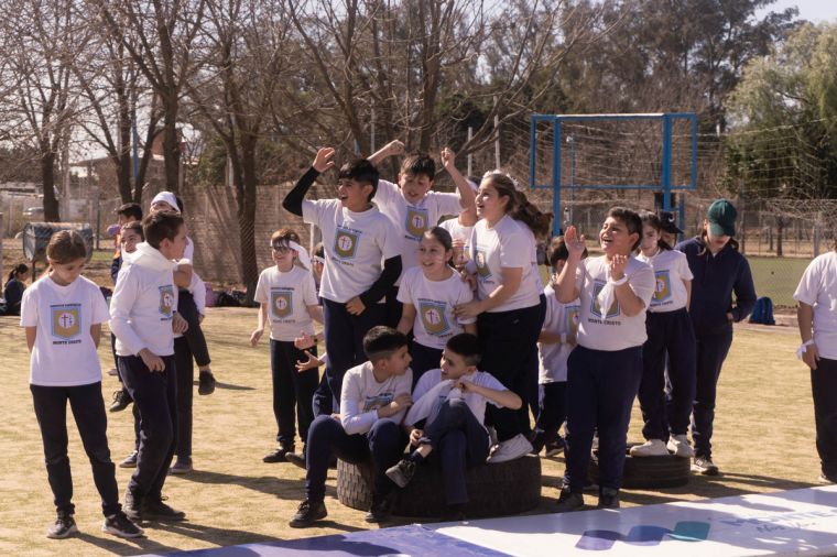 Estudiantes de 5to grado disfrutaron de la jornada “Jugando con el Padre de la Patria”