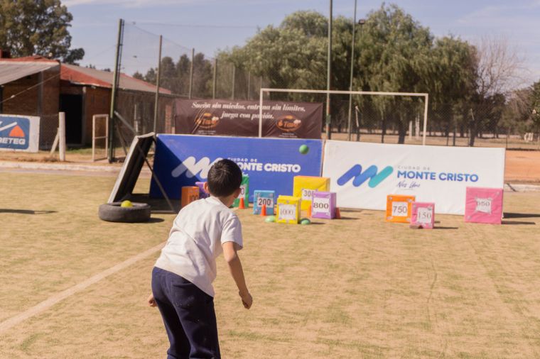 Estudiantes de 5to grado disfrutaron de la jornada “Jugando con el Padre de la Patria”