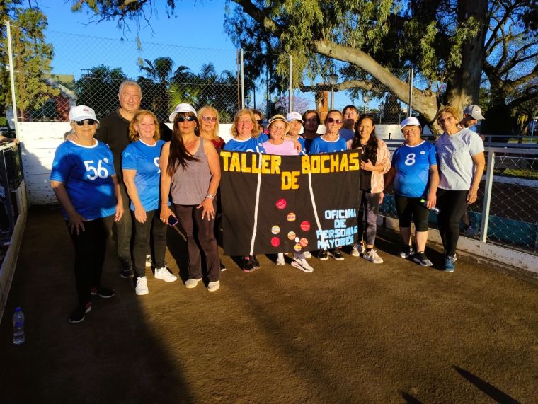 Una gran jornada de exposición de talleres de la Oficina de Personas Mayores