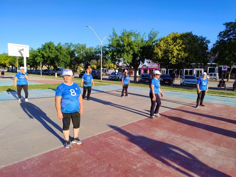 Una gran jornada de exposición de talleres de la Oficina de Personas Mayores