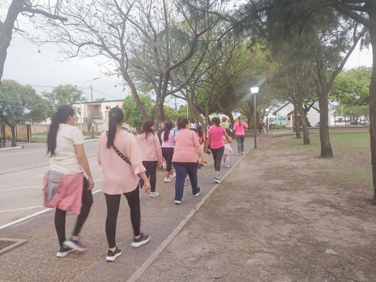 Caminatas en Monte Cristo en el mes de la lucha contra el cáncer de mama