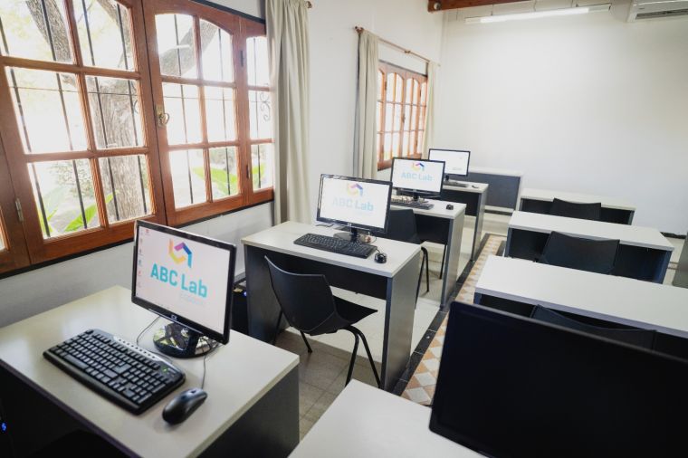 Monte Cristo inauguró el ABC LAB, un nuevo espacio tecnológico