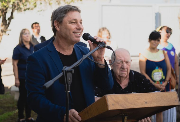 La nueva escuela secundaria abrió sus puertas en Monte Cristo