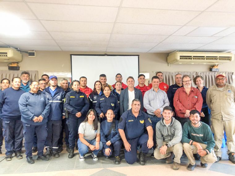 Importante jornada de capacitación en Materiales Peligrosos