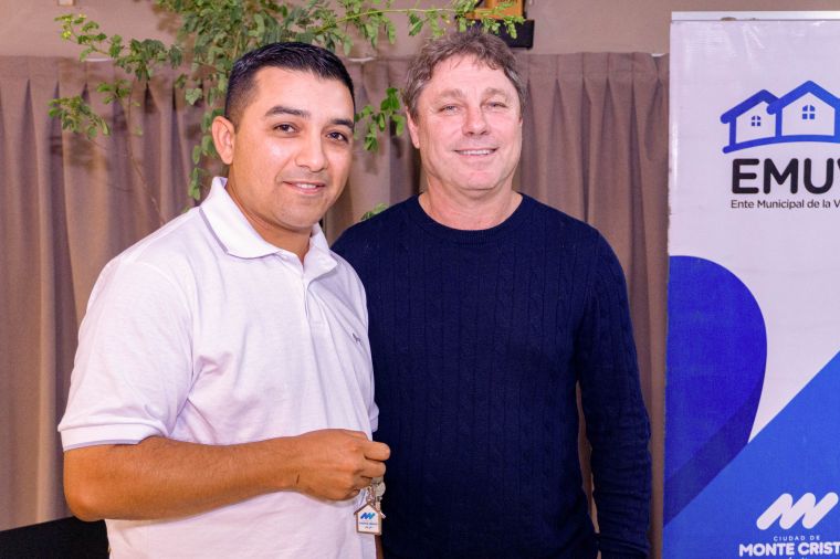 Entrega de nuevas viviendas: más de 50 familias cumplieron su sueño de la casa propia