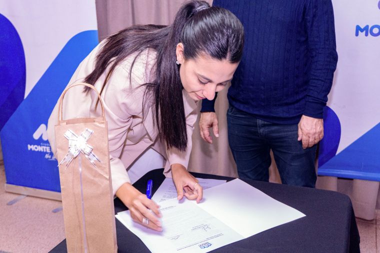 Entrega de nuevas viviendas: más de 50 familias cumplieron su sueño de la casa propia