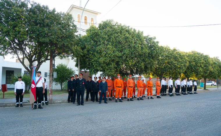 Monte Cristo celebró los 30 años de servicio de los Bomberos Voluntarios