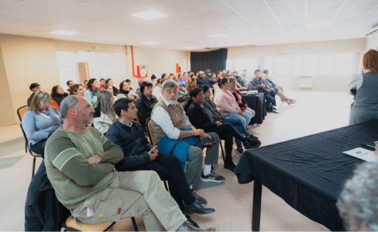 Jornada de formación sobre cooperativas en Monte Cristo