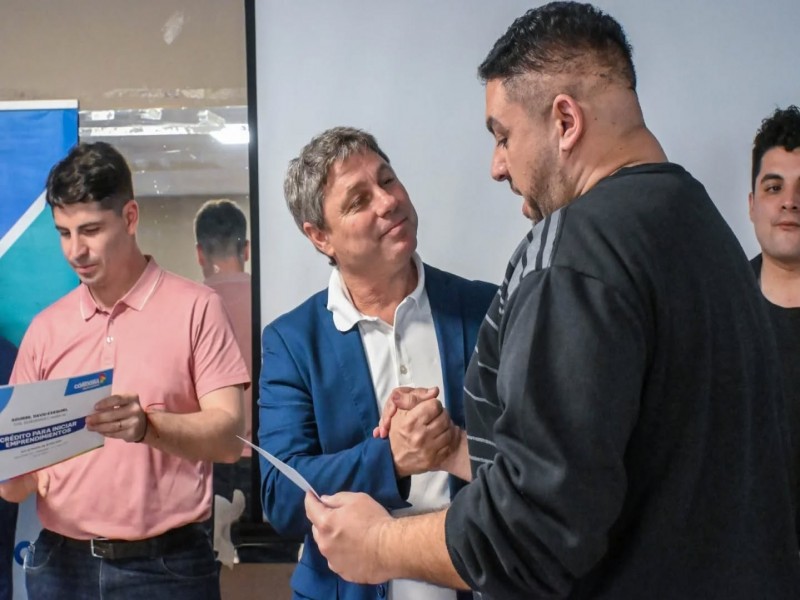 Presentación de Empleo +26 en Monte Cristo