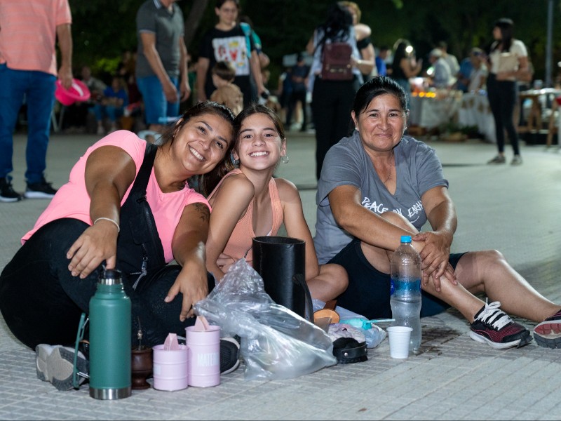 Monte Cristo celebró el Día de la Mujer con una tarde de feria, música y reconocimientos
