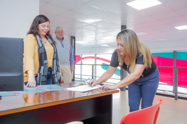 Entrega de Viviendas E.MU.VI  29/05/23